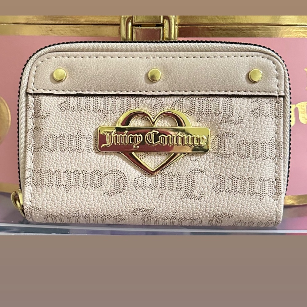 NWT Juicy Couture Sandstone Glam Zipper Wallet